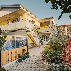  Apartment Mavel